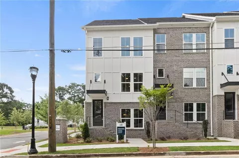 2567 Astaire Ct, Atlanta, GA 30318