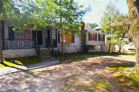 2054 E Roxboro Rd NE, Atlanta, GA 30324