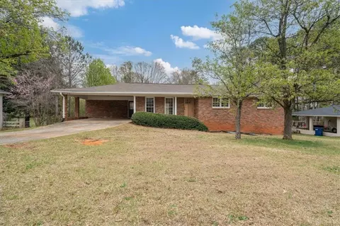 3355 Lauada Dr, Douglasville, GA 30135