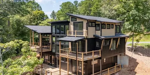 173 Overlook Way, Ellijay, GA 30540