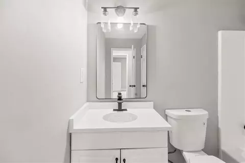 Bath - 7012 Winter Woods Ct, Morrow, GA 30260 photo 1 of 6
