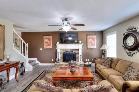 Living - 1688 Dillard Way, Bethlehem, GA 30620 photo 1 of 3