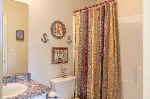 Bath - 1688 Dillard Way, Bethlehem, GA 30620 photo 1 of 5