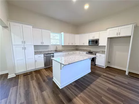 Kitchen - 102 E 14th St SW, Rome, GA 30161 photo 2 of 7