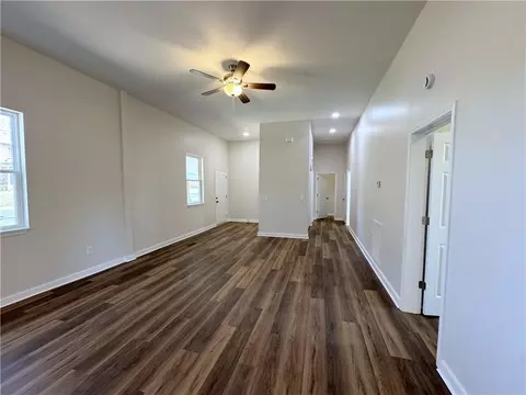Living - 102 E 14th St SW, Rome, GA 30161 photo 5 of 7