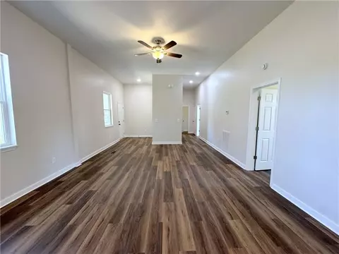 Living - 102 E 14th St SW, Rome, GA 30161 photo 6 of 7