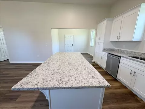 Kitchen - 102 E 14th St SW, Rome, GA 30161 photo 3 of 7