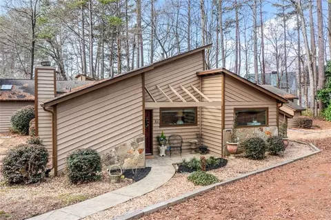 812 Bonnie Glen Dr SE, Marietta, GA 30067