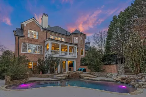 5321 Whitehaven Park Ln SE, Smyrna, GA 30082