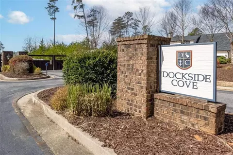 6011 Barefoot Dr, Gainesville, GA 30506