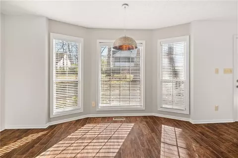 Living - 4197 Pullman Ln, Austell, GA 30106 photo 4 of 14