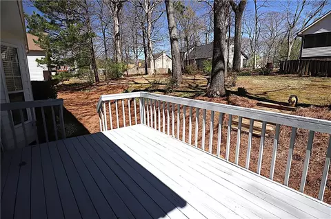 Exterior - 4197 Pullman Ln, Austell, GA 30106 photo 11 of 14