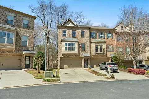 2782 Laurel Valley Trl, Buford, GA 30519