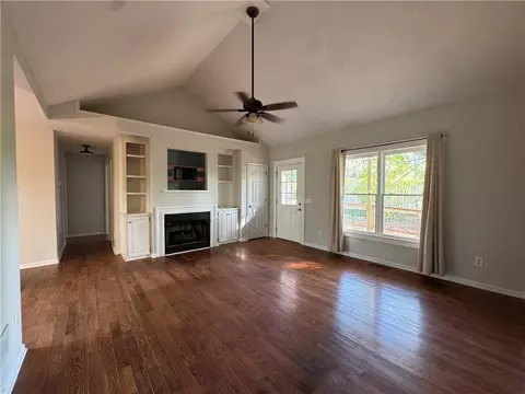 Living - 641 Cutoff Rd, Jasper, GA 30143 photo 1 of 3