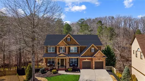 172 Knightwood Pt, Acworth, GA 30101