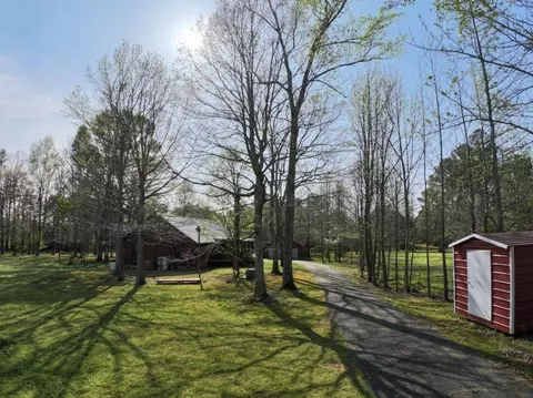 512 E Valley Rd NE, Rydal, GA 30171 photo 52