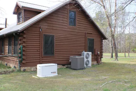 512 E Valley Rd NE, Rydal, GA 30171 photo 6