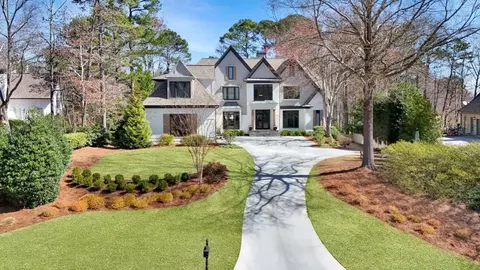 1025 Abingdon Ln, Johns Creek, GA 30022
