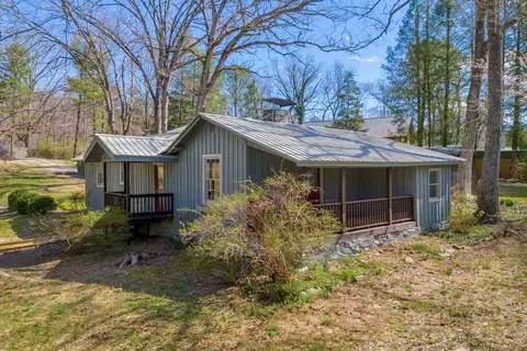 10 Oasis Rd, Lakemont, GA 30552