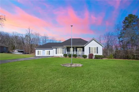 207 Cannon Rd, Lyerly, GA 30730
