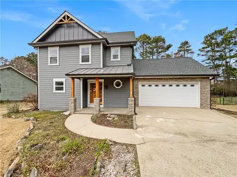 1029 Gate Post Ln, Lawrenceville, GA 30044