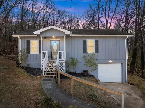 288 Garrison Dr, Cleveland, GA 30528