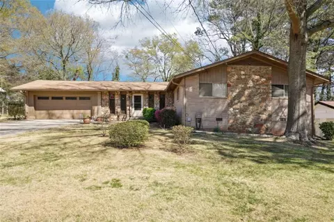 1254 Renee Dr, Decatur, GA 30035