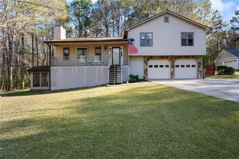 21 Quail Ct, Winder, GA 30680