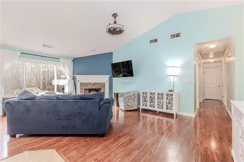 775 Freeman Dr, Covington, GA 30016 photo 4