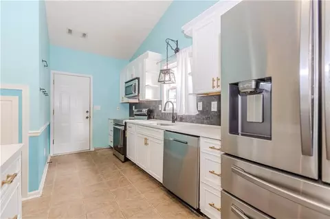 775 Freeman Dr, Covington, GA 30016 photo 8