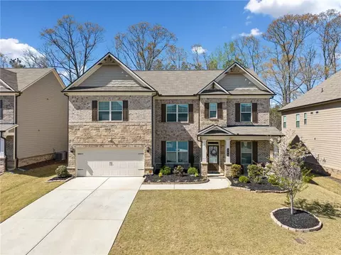 365 Henson Farm Dr, Loganville, GA 30052