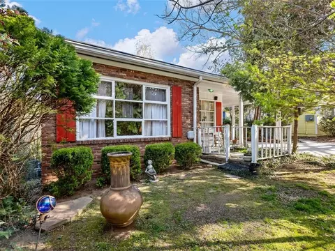 46 W Belle Isle Rd, Atlanta, GA 30342