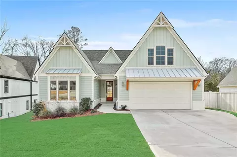 165 Arbor Garden Cir, Newnan, GA 30265