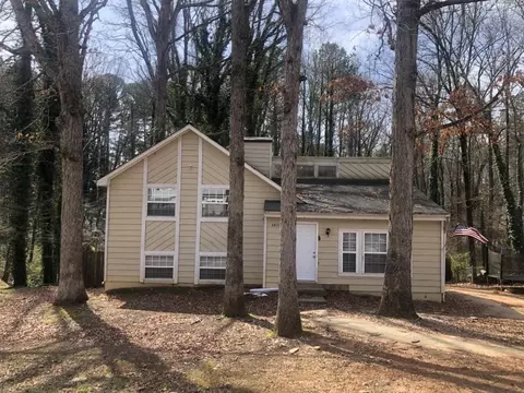 6831 Lismore Dr, Norcross, GA 30093