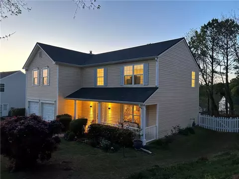 1002 River Plantation Dr, Woodstock, GA 30188