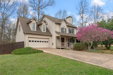 7810 Rose Ct, Cumming, GA 30040