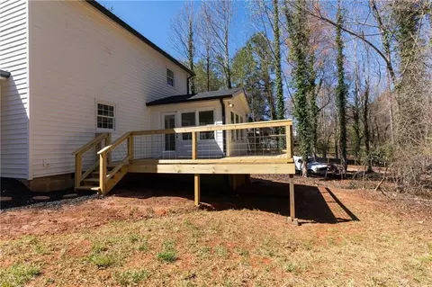 Exterior - 2963 Fork Rd, Gainesville, GA 30506 photo 5 of 5