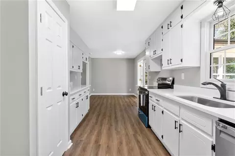 Entry Way - 2963 Fork Rd, Gainesville, GA 30506 photo 1 of 3