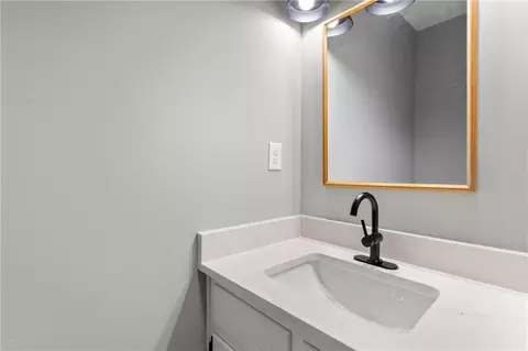 Bath - 2963 Fork Rd, Gainesville, GA 30506 photo 1 of 4