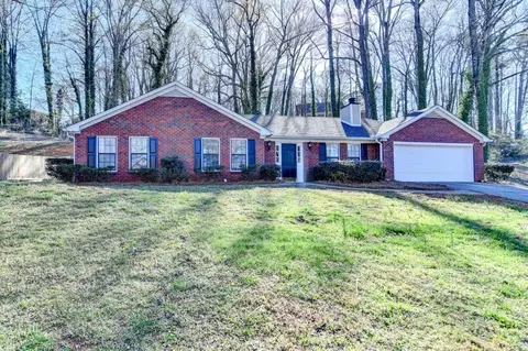 642 Dogwood Dr, Lawrenceville, GA 30046