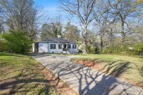 1013 Columbia Dr, Decatur, GA 30030
