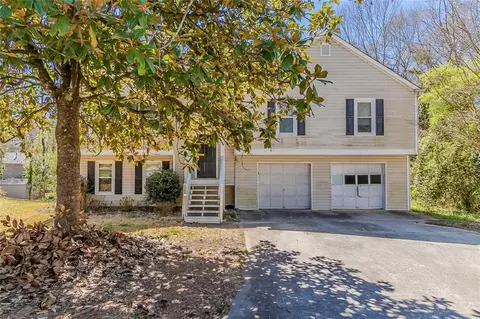 1270 Della Way, Lawrenceville, GA 30043