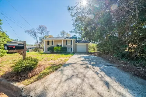 4205 Whittier Ct, Decatur, GA 30034