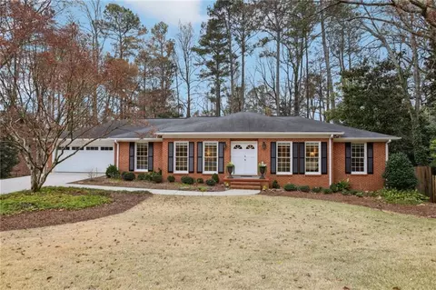 185 W Spalding Dr, Sandy Springs, GA 30328