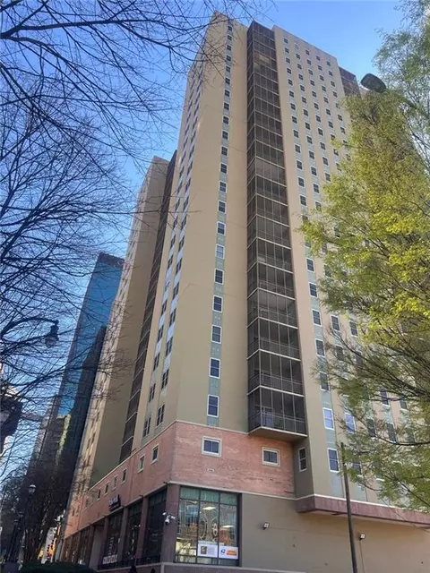 300 Peachtree St NE #17G, Atlanta, GA 30308