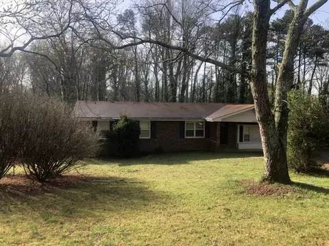 2076 Dobbins Dr NW, Kennesaw, GA 30144