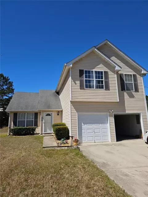 3867 English Valley Dr, Ellenwood, GA 30294