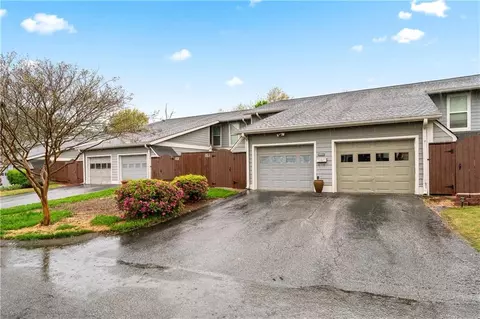 4974 Meadow Ln, Marietta, GA 30068