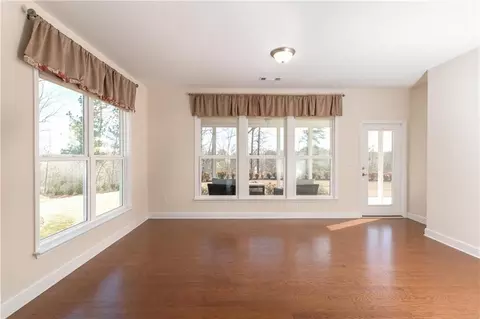 Living - 746 Firefly Ct, Griffin, GA 30223 photo 4 of 5