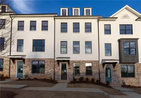 5450 Howington Ct #195, Buford, GA 30518